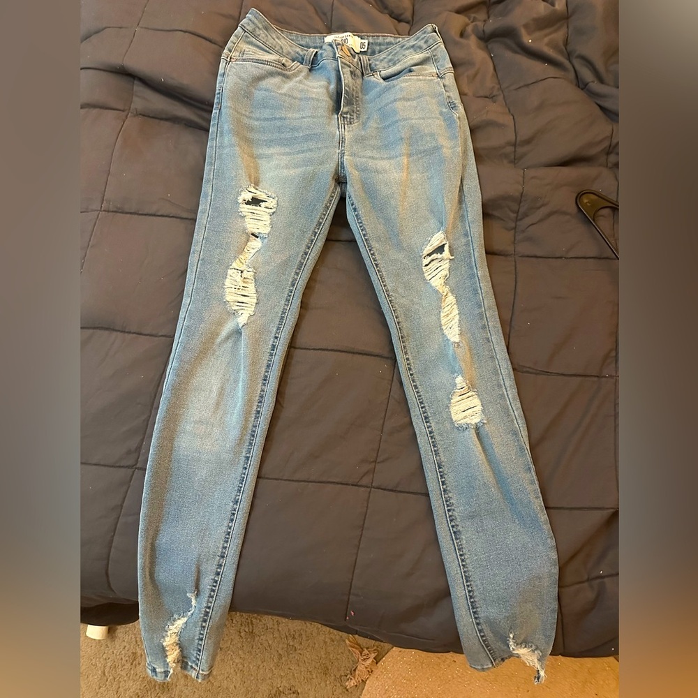 Super soft and stretchy skinny jeans! 
**Make your butt look amazing and lifted